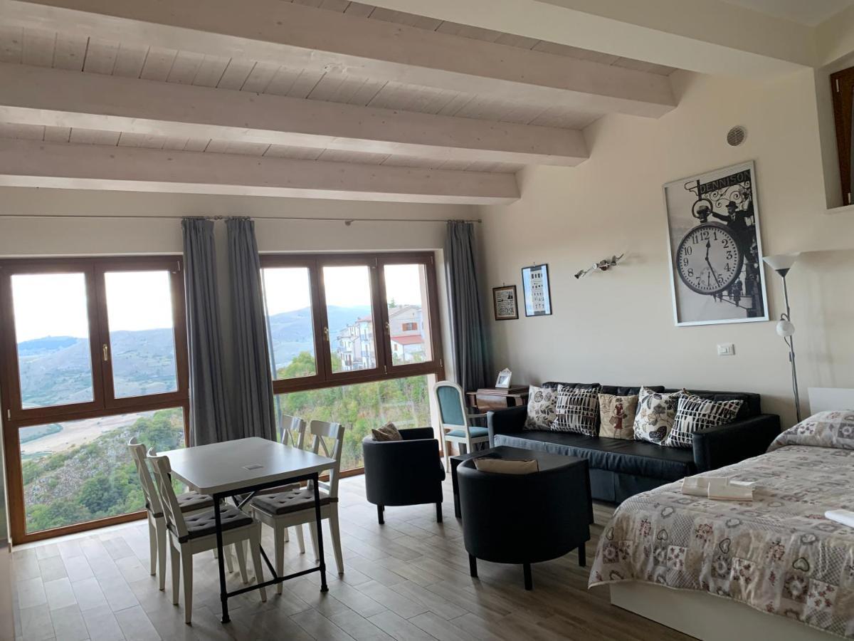 Appartamenti Raggio Di Sole Castel del Monte  Eksteriør billede
